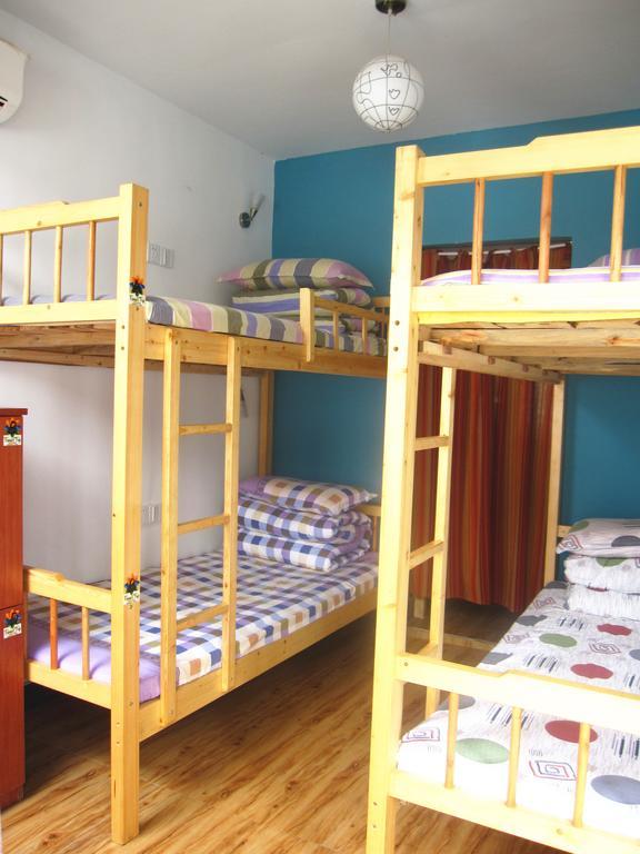 Fiona'S Trip Hostel Hangzhou Room photo
